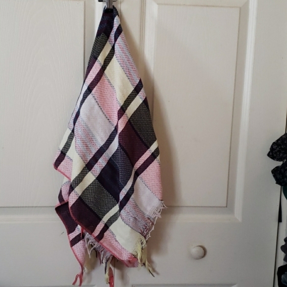 🎁 plaid scarf FREE w/ purchase - Picture 1 of 4